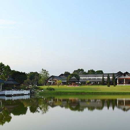 Korat Resort Hotel Nakhonratchasima Екстериор снимка