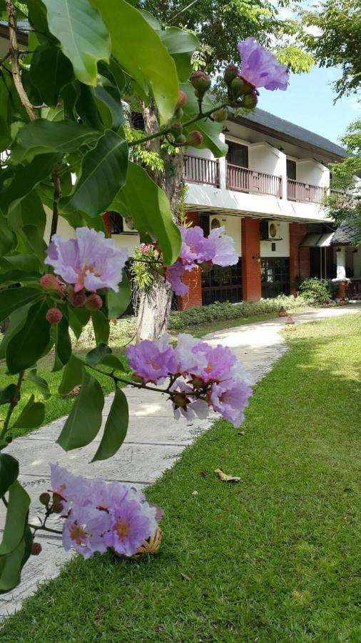 Korat Resort Hotel Nakhonratchasima Екстериор снимка