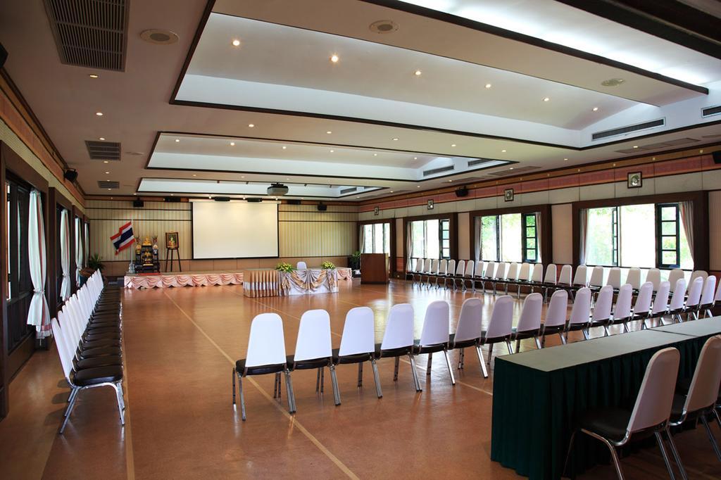 Korat Resort Hotel Nakhonratchasima Екстериор снимка