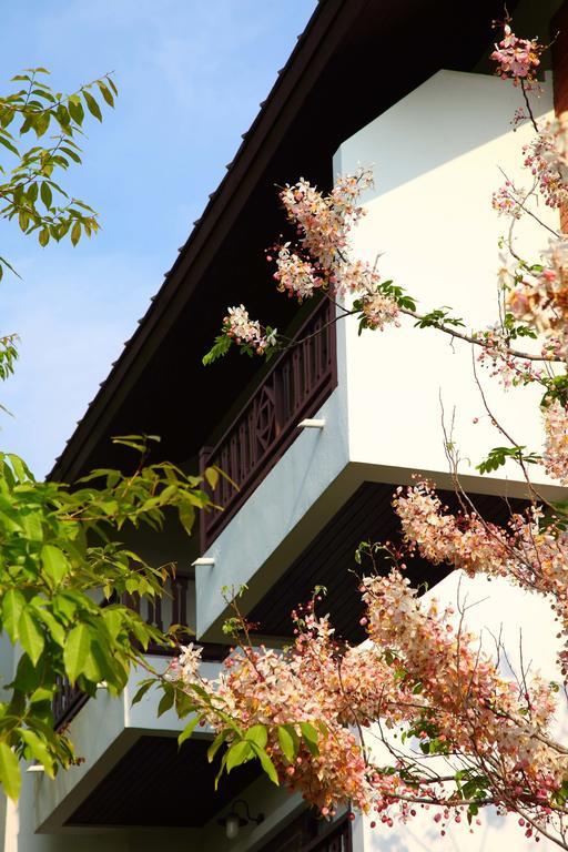 Korat Resort Hotel Nakhonratchasima Стая снимка